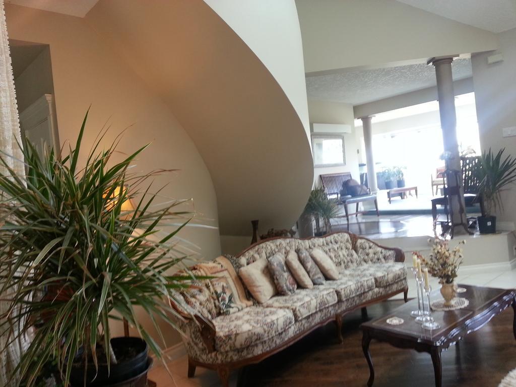 By The Sea Bnb, Sidney Victoria Bc المظهر الخارجي الصورة