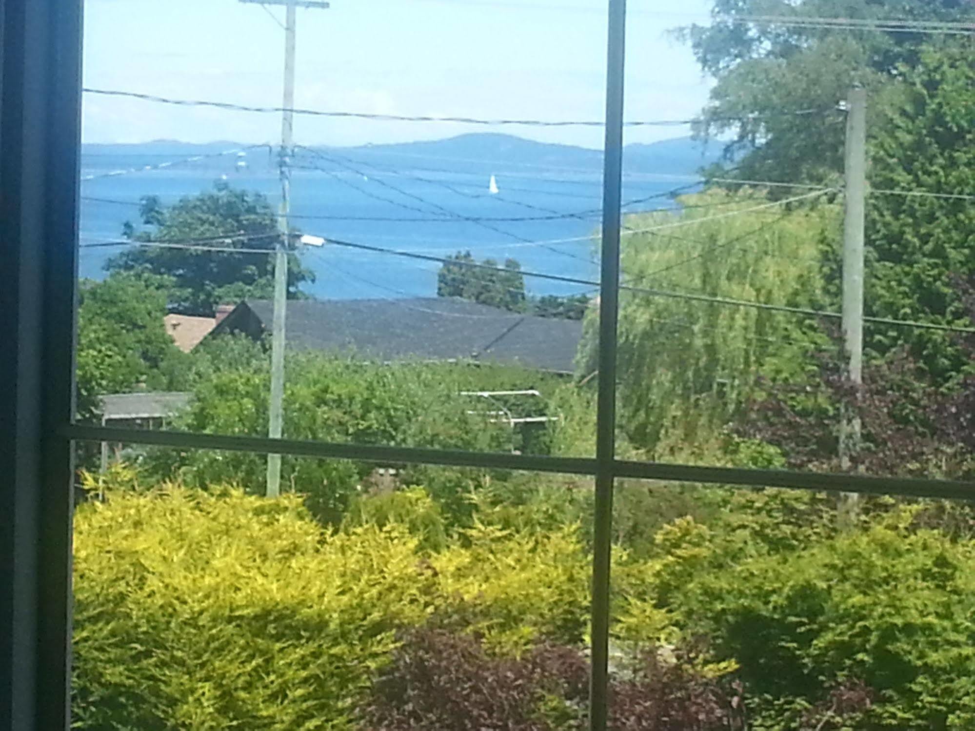 By The Sea Bnb, Sidney Victoria Bc المظهر الخارجي الصورة