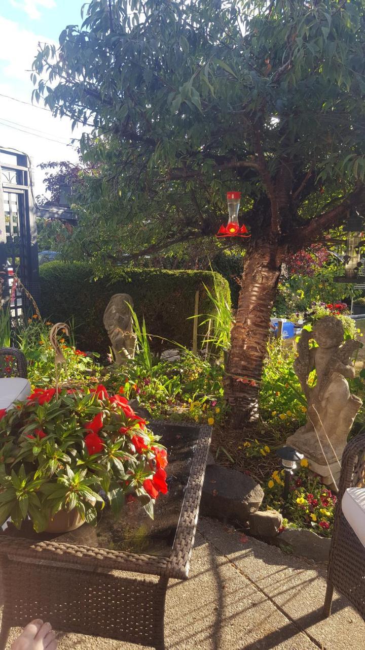 By The Sea Bnb, Sidney Victoria Bc المظهر الخارجي الصورة