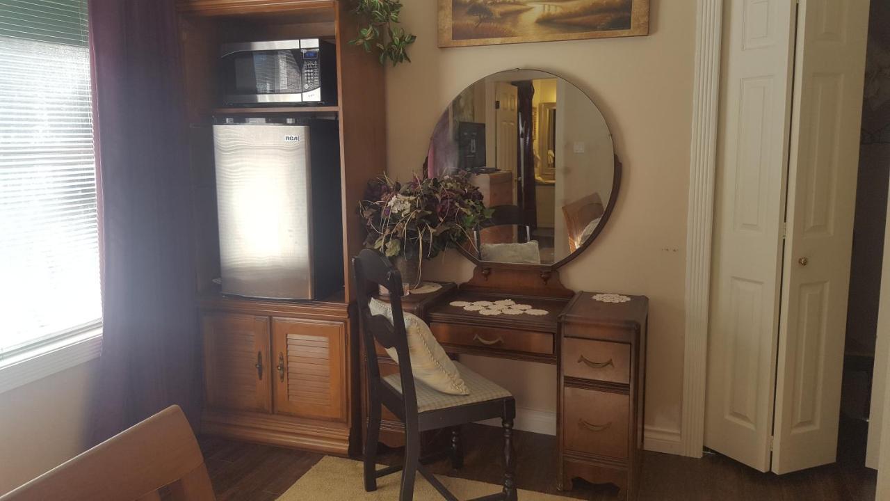 By The Sea Bnb, Sidney Victoria Bc المظهر الخارجي الصورة